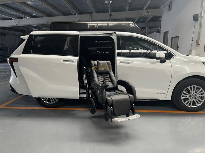 選擇適合改裝福祉座椅的車型 為殘疾人乘車出行提供便利